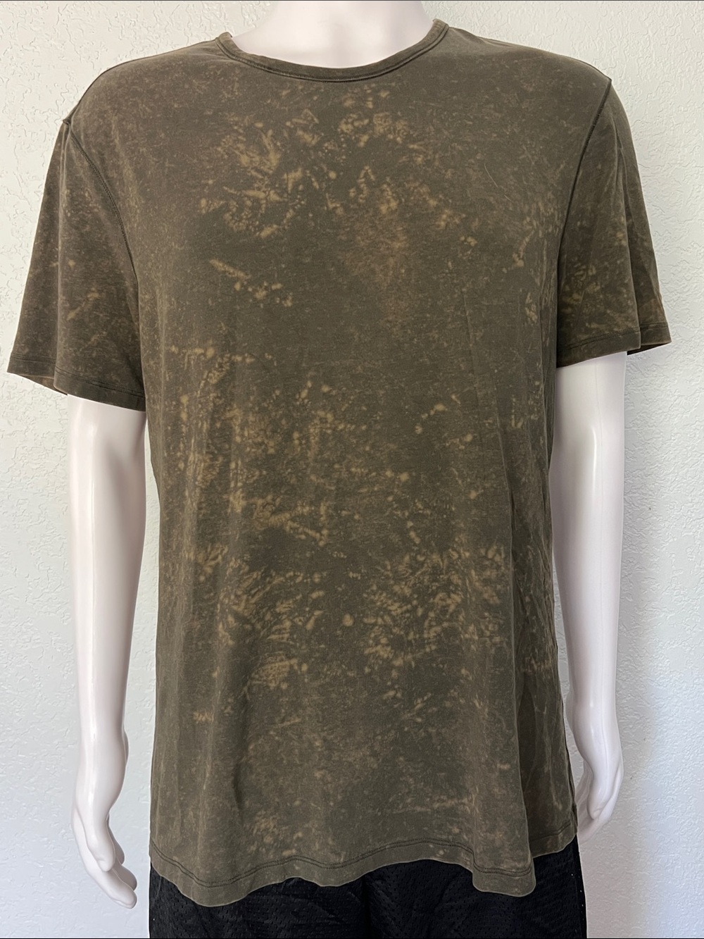 Lululemon Men’s 5 Year Basic Tee Sz Large Cloudy Mineral Wash Dark Olive T Shirt